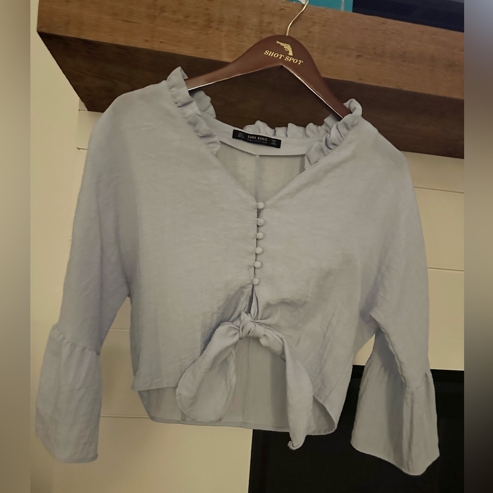 Zara baby blue top L